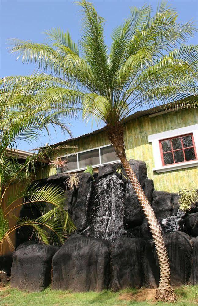 Nalu Kai Lodge Paia Hotel Bagian luar foto